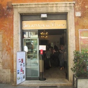 Gelateria del teatro