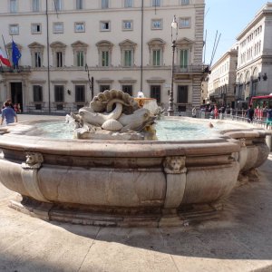 Piazza Colonna