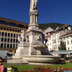 Bozen - Piazza Walther