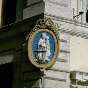 am Palazzo Chigi