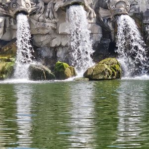 Delfinbrunnen